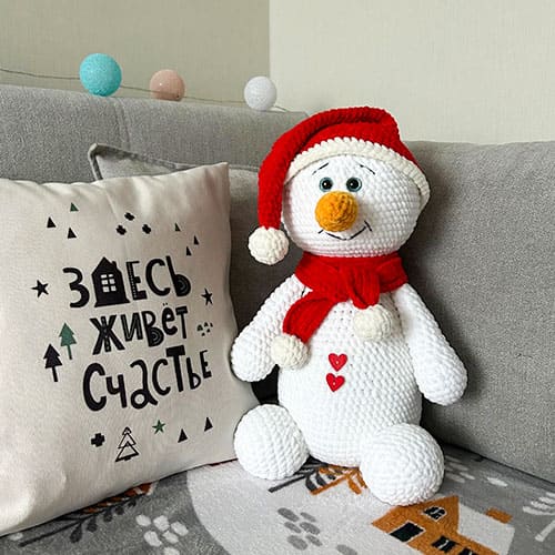 amigurumi snowman - featured image