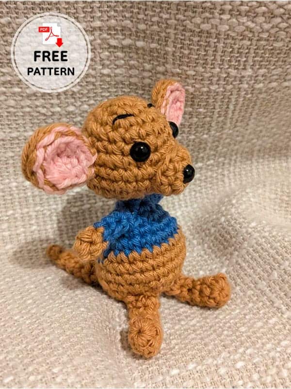 baby kangaroo amigurumi crochet project crochet project detail 1
