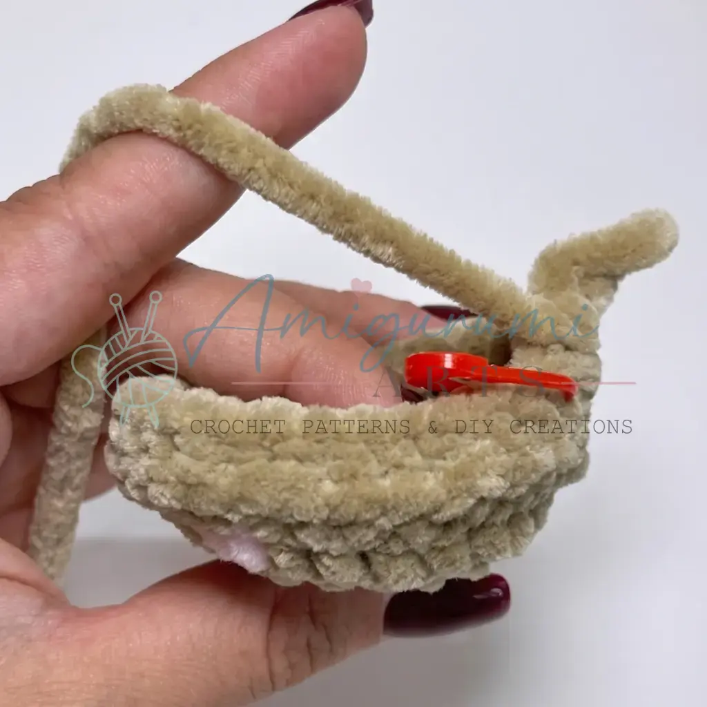 Boddi Bear Amigurumi Pattern crochet project crochet project detail 27
