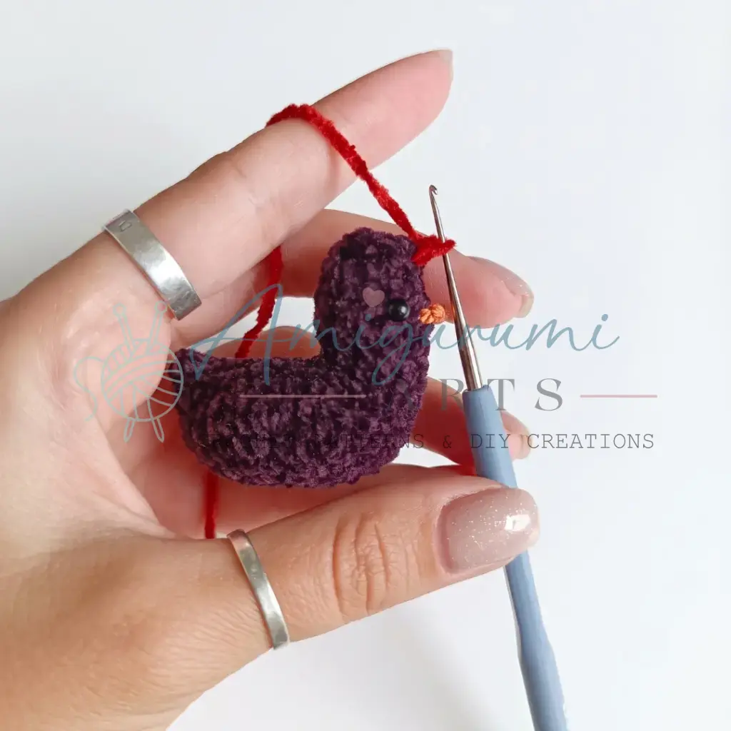 chicken amigurumi crochet project crochet project detail 9