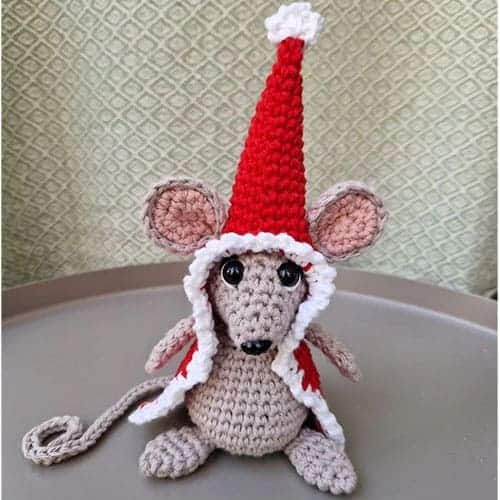 christmas mouse pattern - featured image