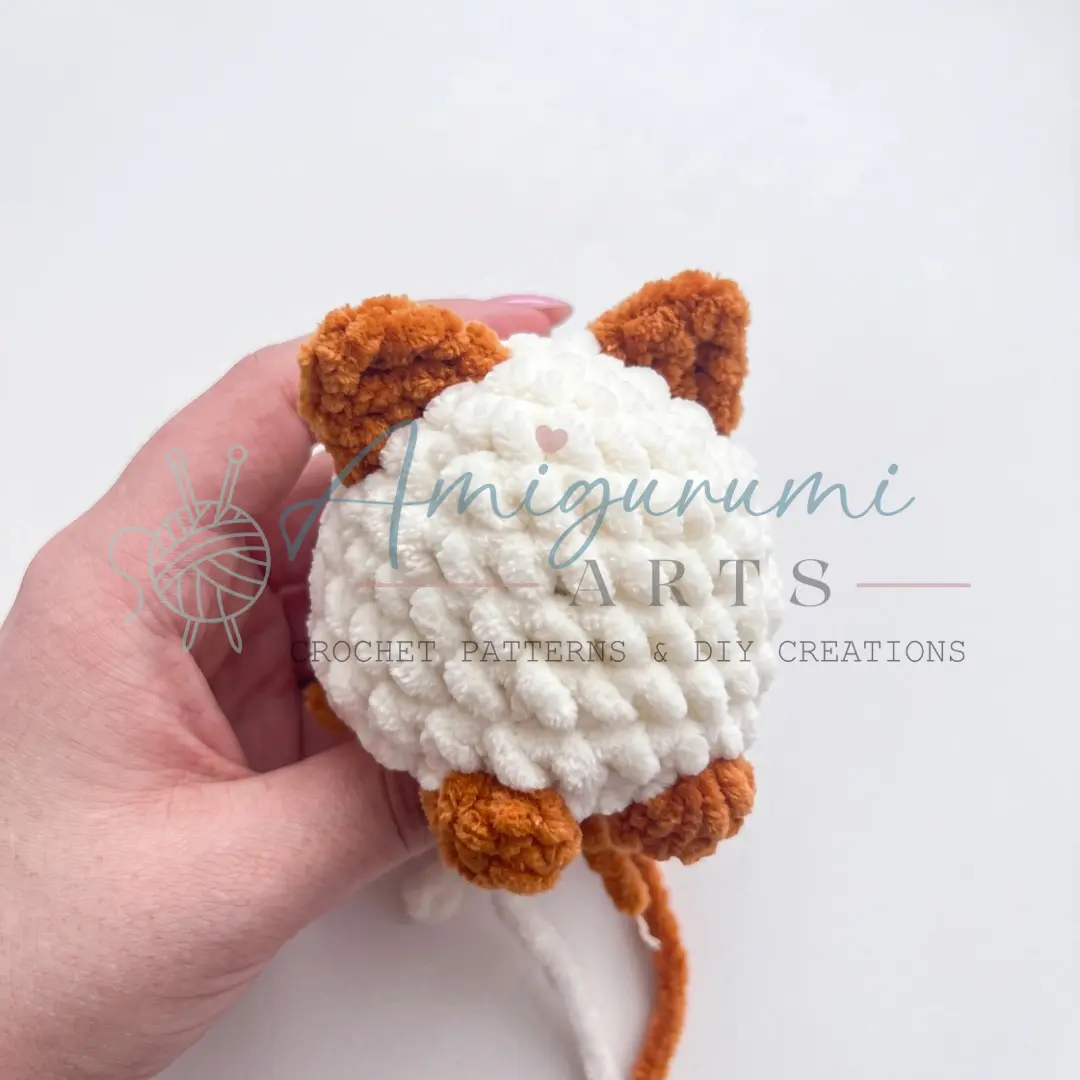 chubby round cat amigurumi crochet project crochet project detail 6