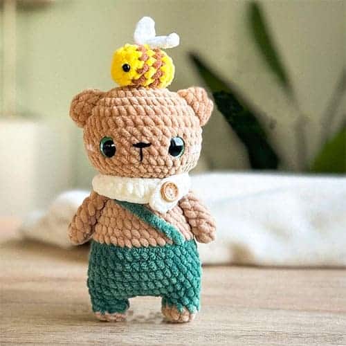 crochet bee teddy bear pattern - featured image