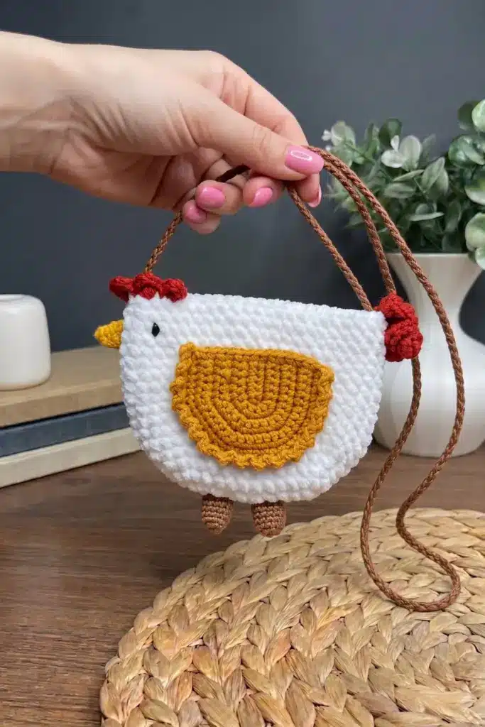 crochet chicken bag - featured image