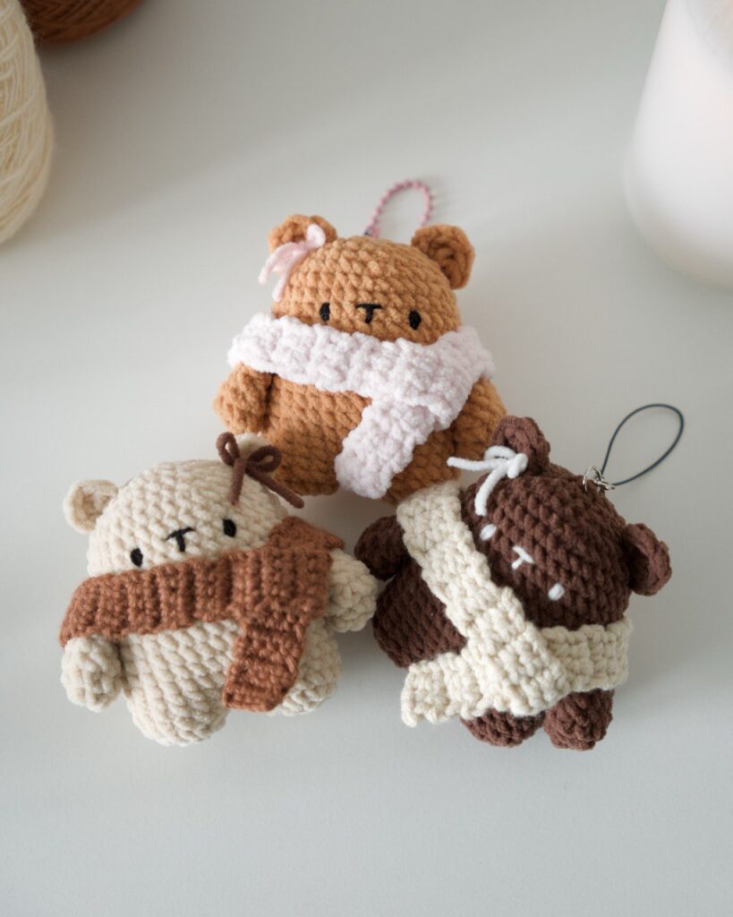 crochet cookie bear - featured image