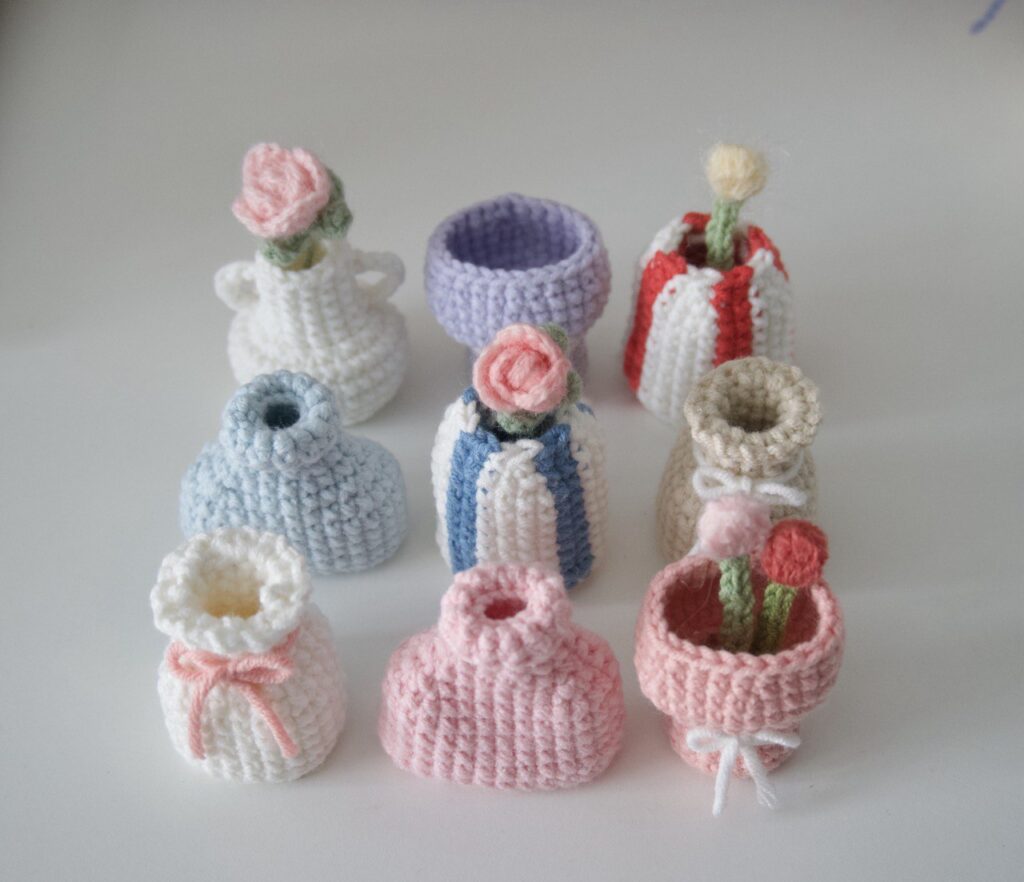 crochet mini vases crochet project crochet project detail 1