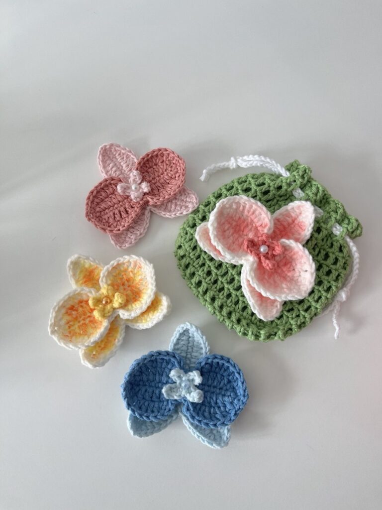 crochet orchid flowers applique - featured image