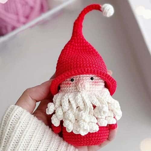 crochet santa gnome amigurumi - featured image