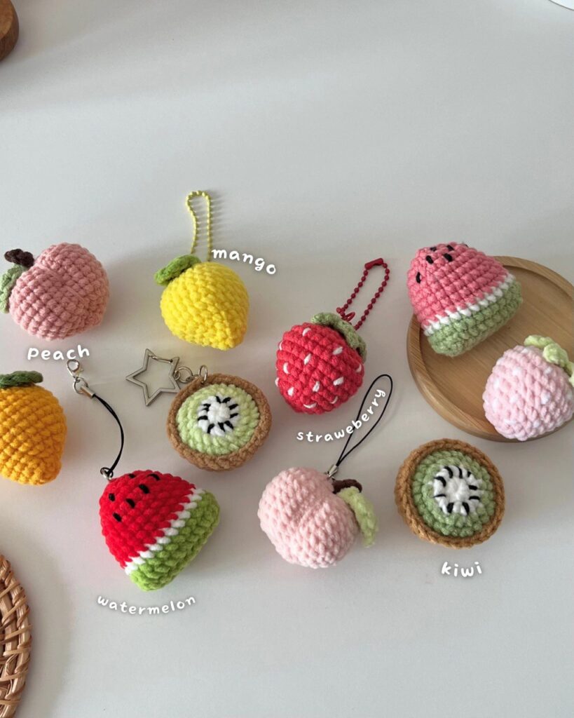 crochet summer fruit keychain pattern - featured image