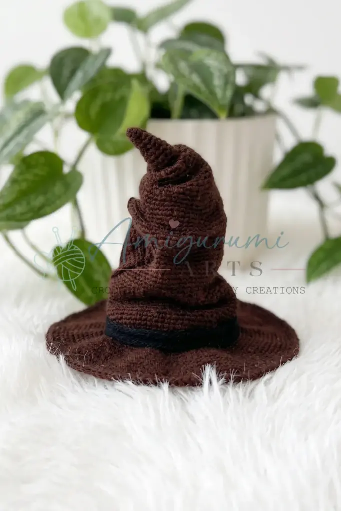 crochet witch hat pattern - featured image