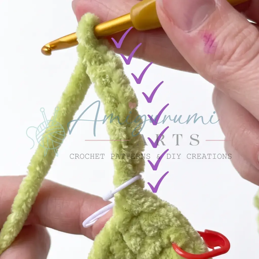 dancer frog amigurumi crochet project crochet project detail 10