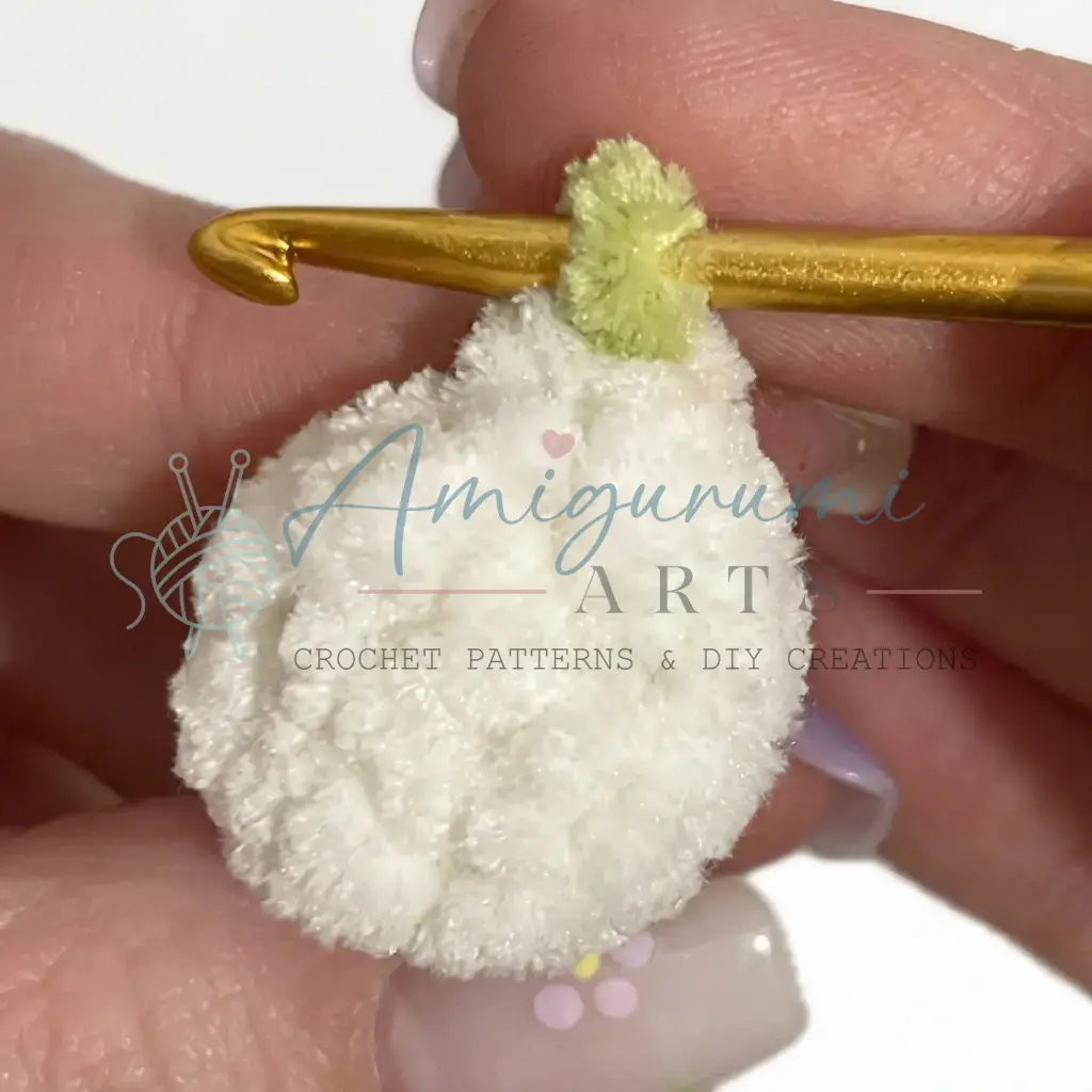 dancer frog amigurumi crochet project crochet project detail 21