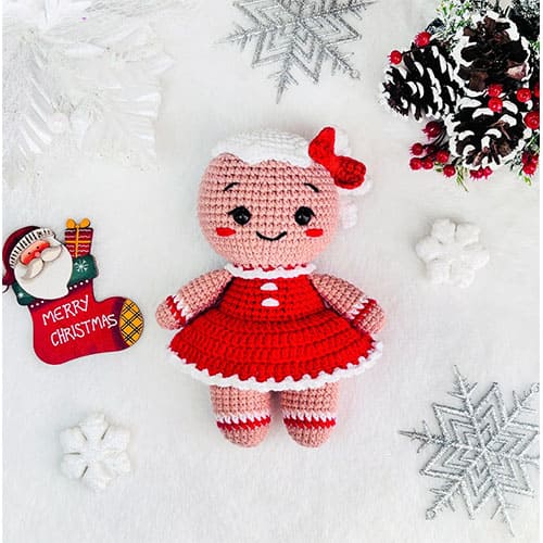 Gingerbread Girl Amigurumi - featured image