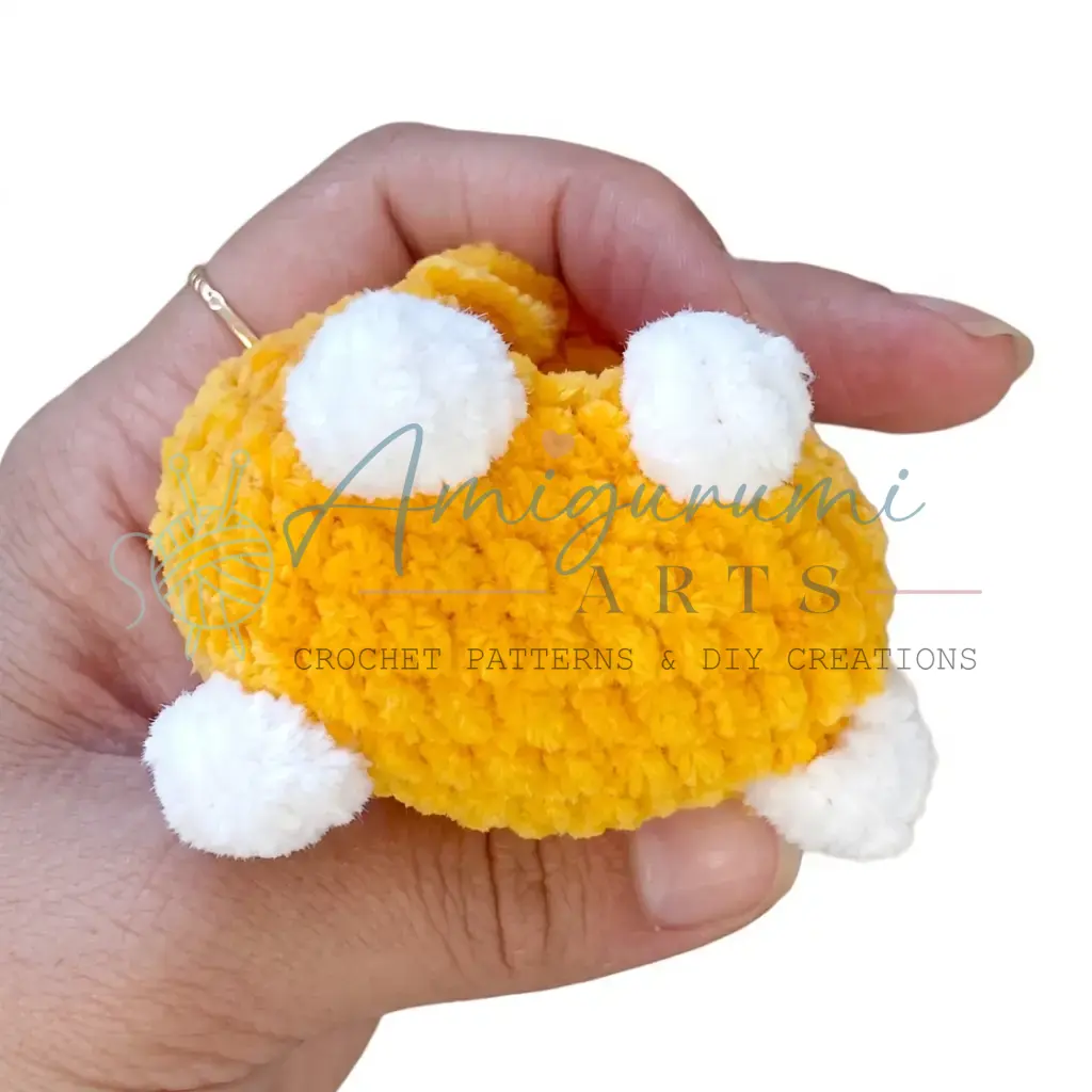googly eyes kitten amigurumi crochet project crochet project detail 6