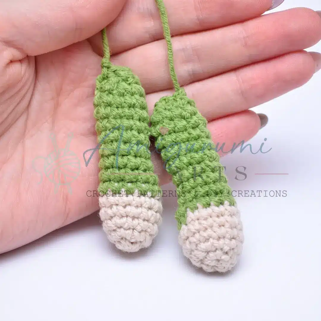 little gnome amigurumi crochet project crochet project detail 8