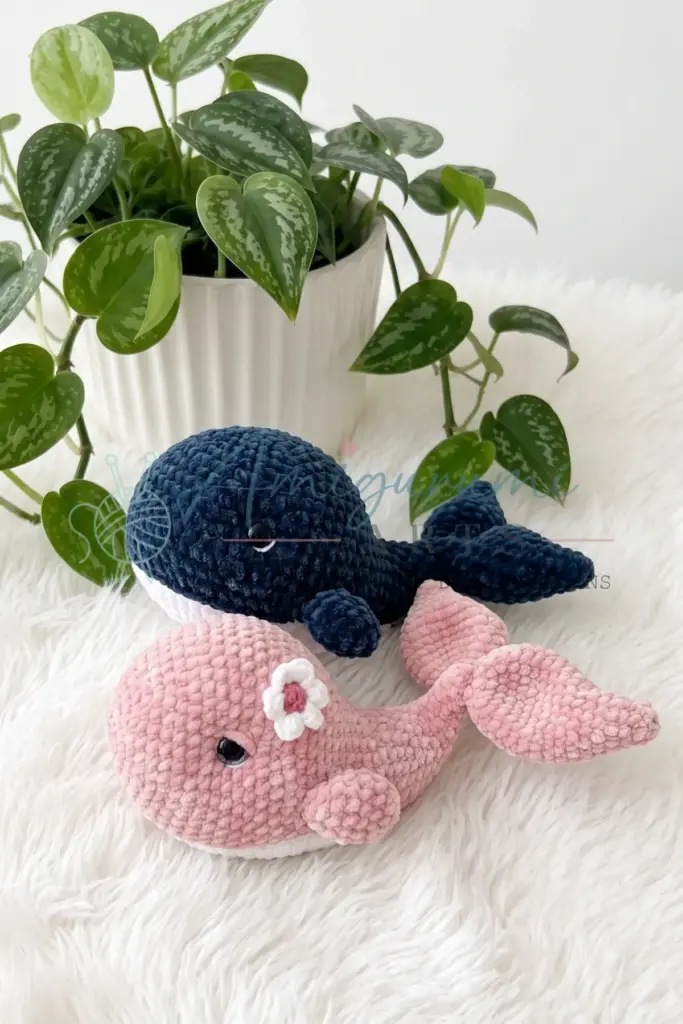 little whale amigurumi - featured image