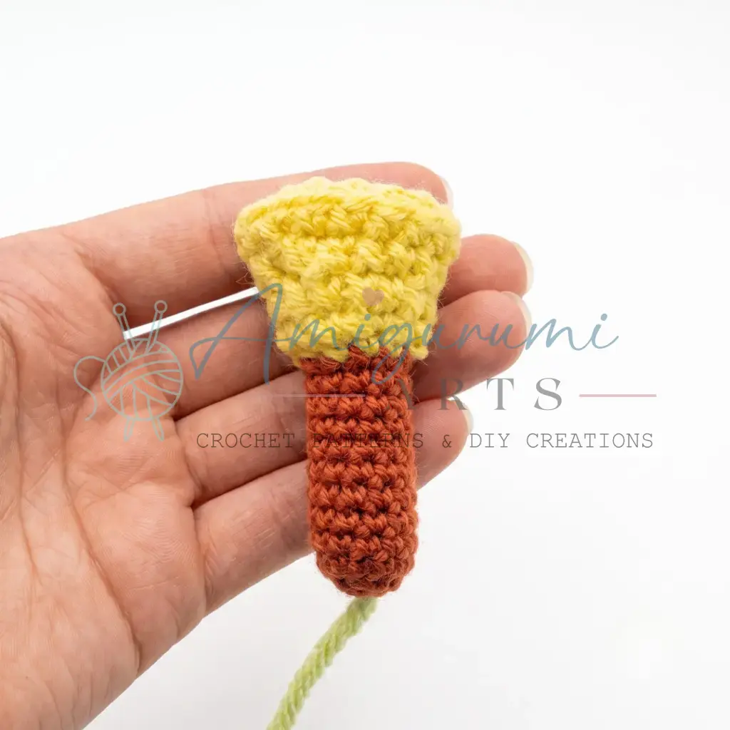 Petya the Rooster Amigurumi Pattern crochet project crochet project detail 11