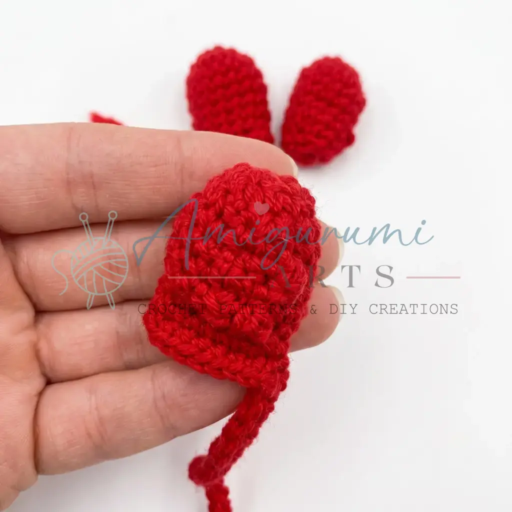 Petya the Rooster Amigurumi Pattern crochet project crochet project detail 6