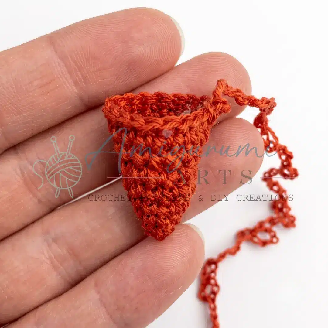 Petya the Rooster Amigurumi Pattern crochet project crochet project detail 7