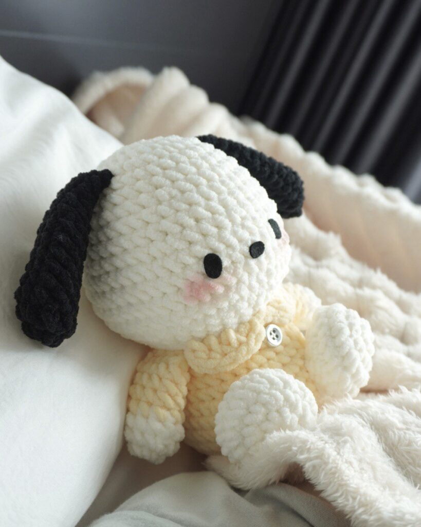 Pochacco amigurumi crochet project crochet project detail 3