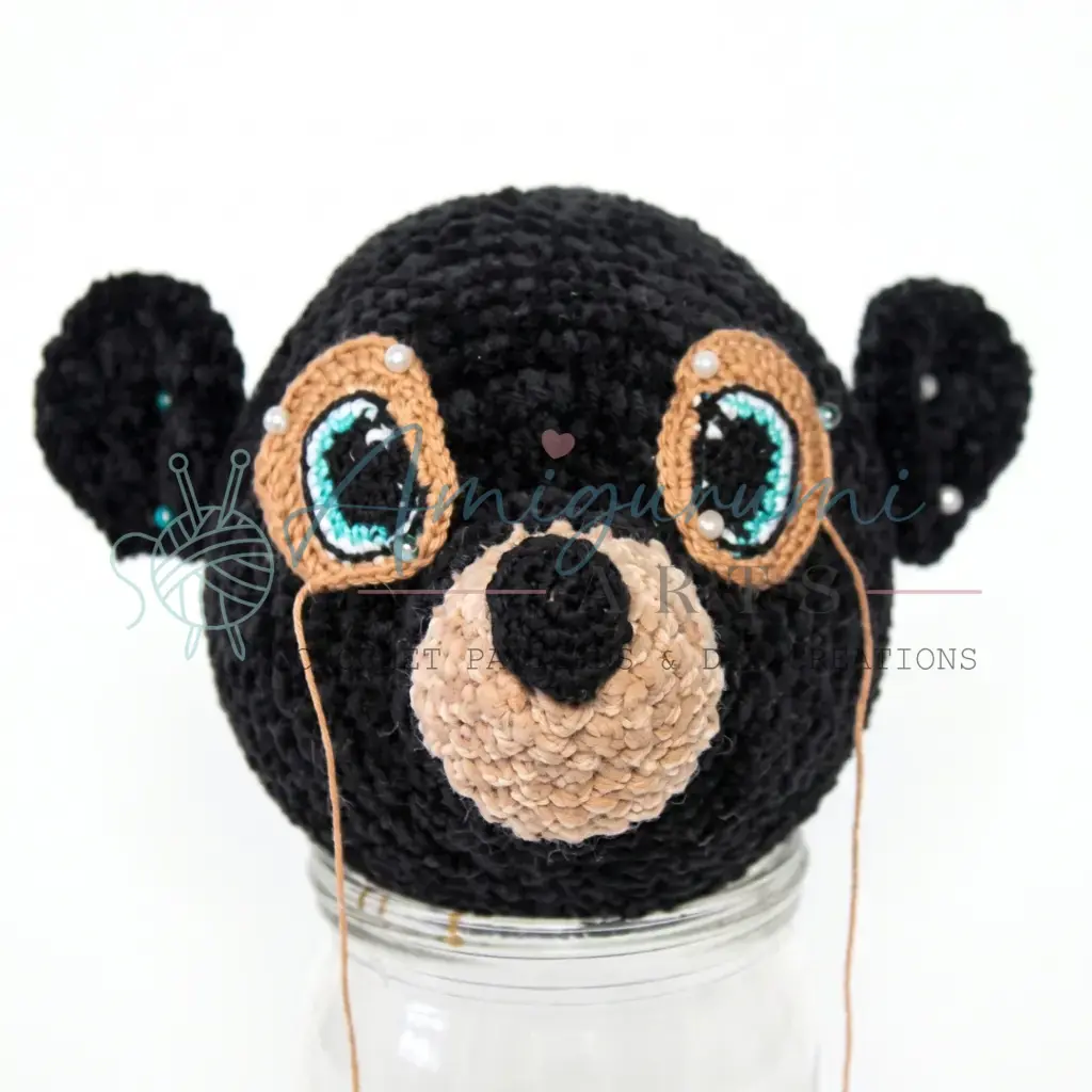 Skunk Skuni Amigurumi crochet project crochet project detail 17