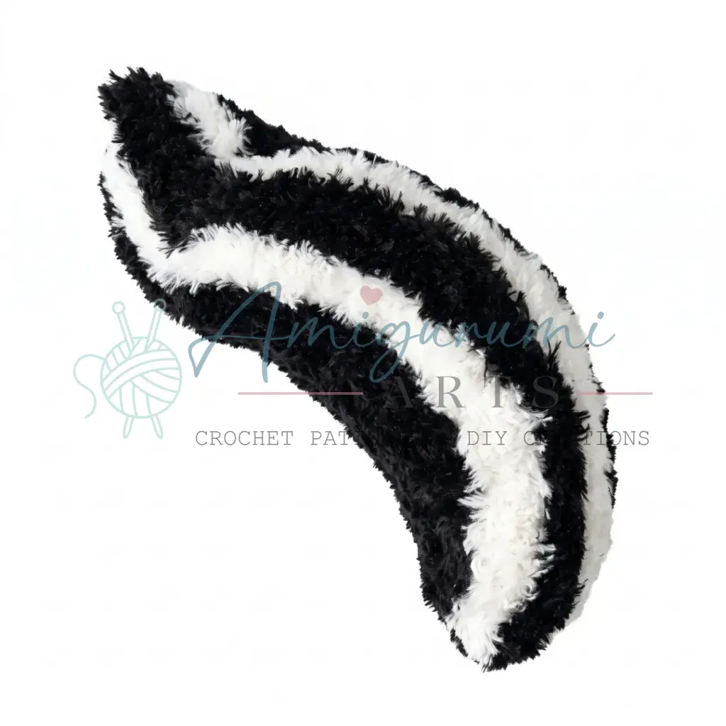Skunk Skuni Amigurumi crochet project crochet project detail 26